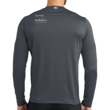 Load image into Gallery viewer, OGIO ENDURANCE Long Sleeve Pulse Crew